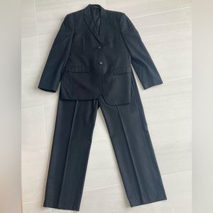 Perry Ellis Mens Black Suit